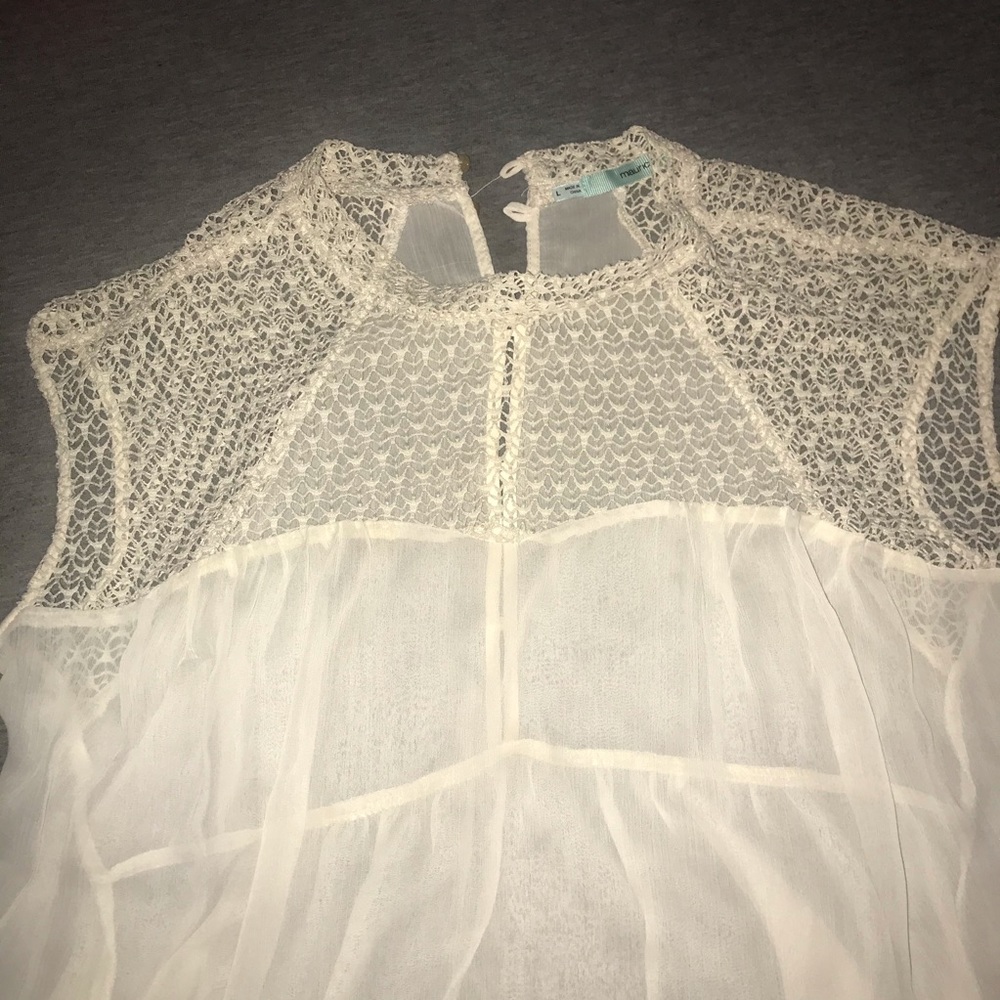 Sheer blouse - Picture 3 of 5